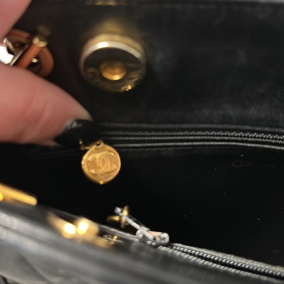 Chanel Matelasse lamb skin quilted shoulder bag - Picture 11 of 14